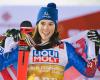 Una décima de segundo convierte a la esquiadora Petra Vlhova en campeona del mundo de Gigante