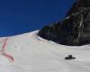 La primera carrera de esquí del mundo entre dos países muere por completo por falta de nieve