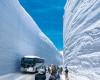 Alud de turistas en el Tateyama para ver las paredes de nieve de 17 metros de altura