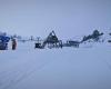 Valdesquí reabre para esquiar este martes con hasta medio metro de nieve nueva