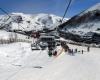 Hasta 10.000 esquiadores se presentan en las pistas asturianas de Valgrande-Pajares y Fuentes de Invierno
