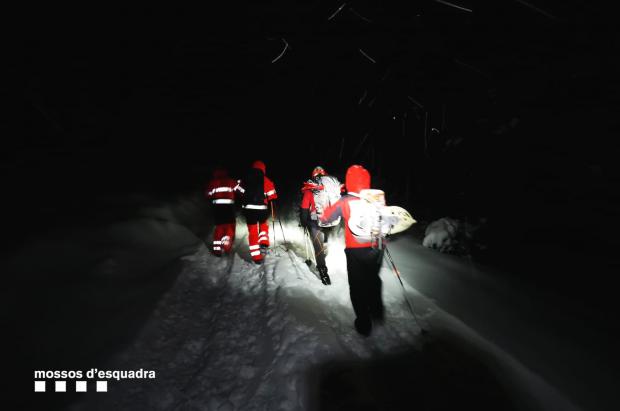 Los bomberos buscan desde ayer a un excursionista perdido por la zona de Vallter