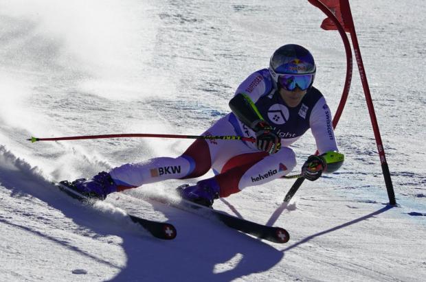 Odermatt conquista primer Super-G de la Copa del Mundo de esquí en Beaver Creek