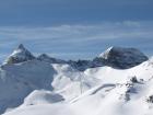 Imagen de las montañas nevadas de Formigal