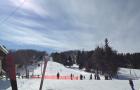 Día soleado de esquí en Bousquet