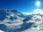 Magníficas montañas nevadas en Les Arcs