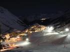 Imagen nocturna del pueblo de Obergurgl