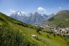 La guía práctica del Esquí de Verano en Les 2 Alpes