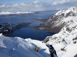 Esquí de montaña en los fiordos de Lofoten, una aventura inolvidable Made in Noruega 