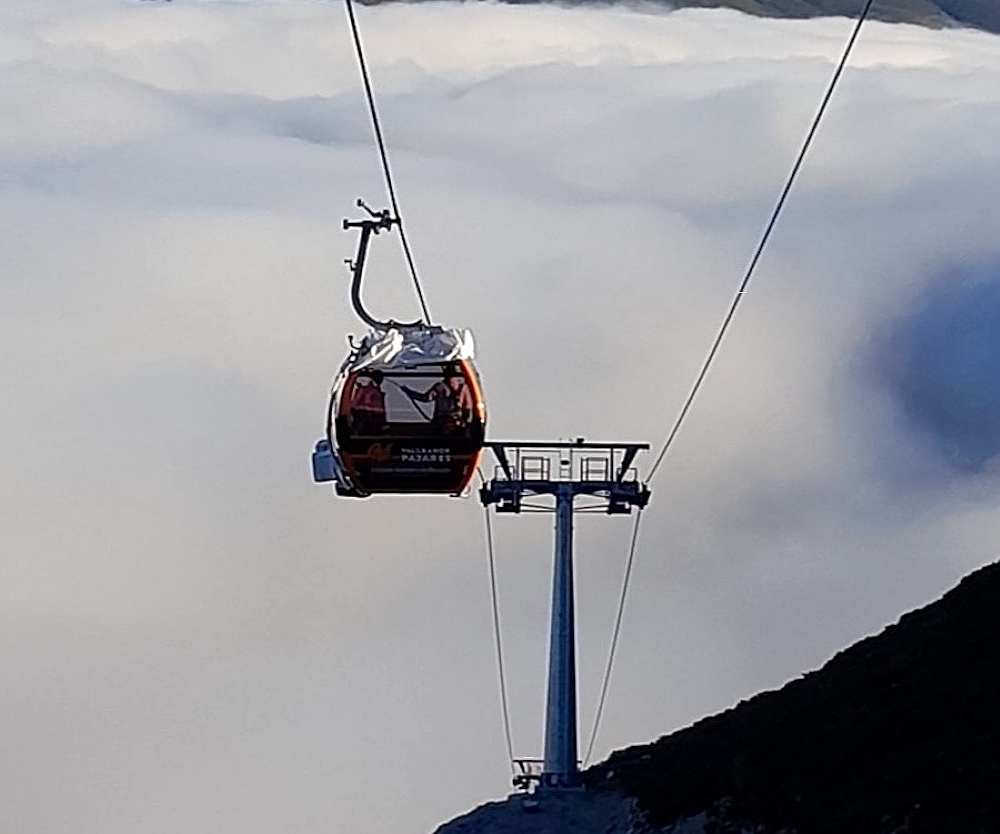 El telecabina de Pajares se estrena, sin nieve, el Día de los Inocentes