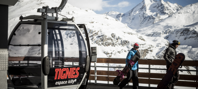 Rescatan a dos riders en Tignes mientras practicaban snowboard