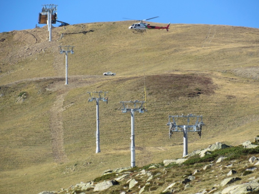 Avanzan las obras del nuevo telesilla de La Mine de Porté Puymorens, más largo y con más desnivel