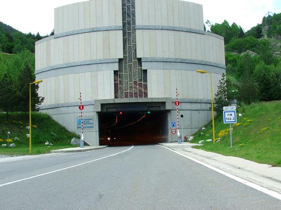 Reabre el túnel de Puymorens