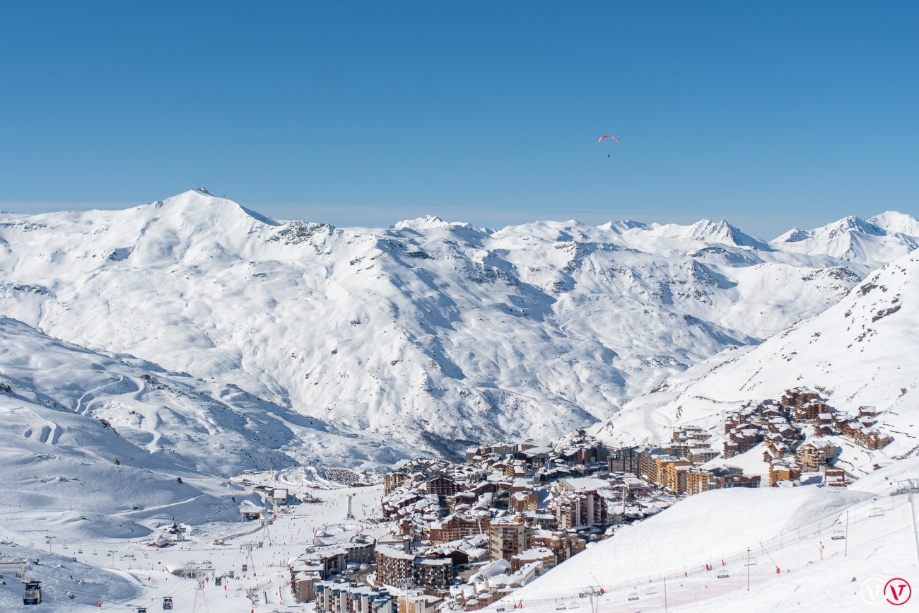 Las estaciones de esquí francesas seguirán cerradas hasta finales de enero