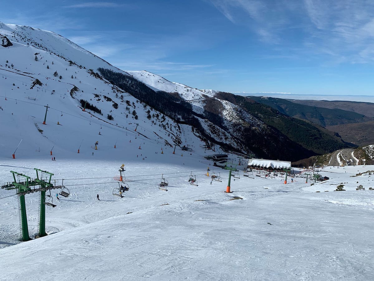 Valdezcaray se consolida como un referente del esquí en el norte de España con 90.000 visitantes