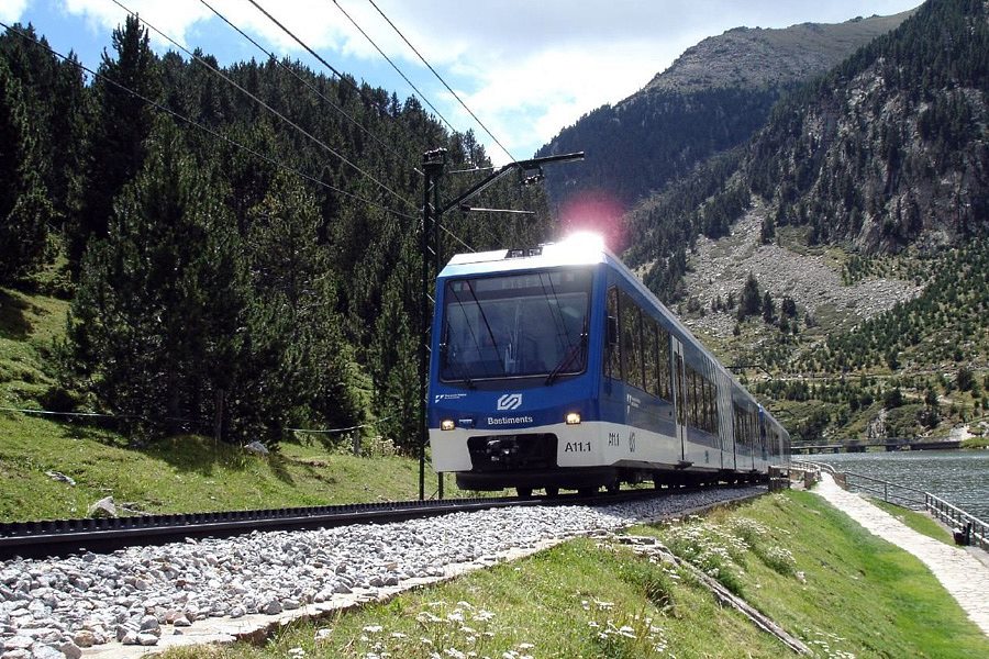 Incomodidad guardarropa Desmañado FGC reorganiza y mejora la flota de trenes cremallera en Vall de Núria |  Lugares de Nieve