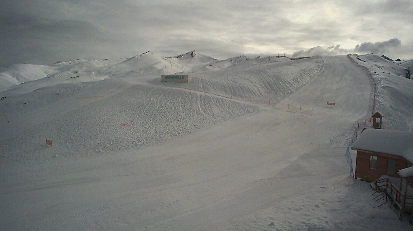 Valle Nevado y El Fraile abren la temporada de esquí este miércoles en Chile