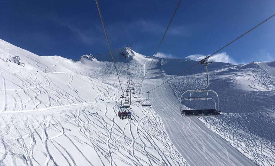 Las estaciones chilenas podrían extender la temporada de esquí