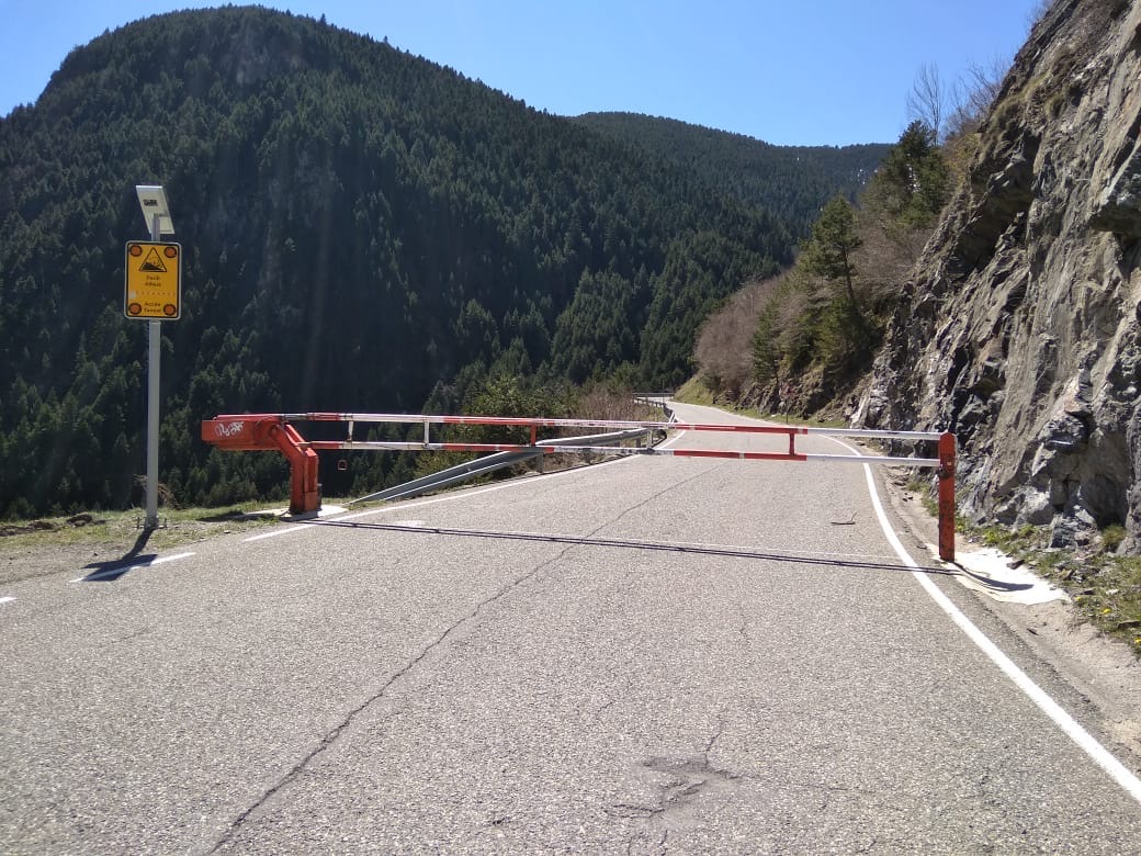 Andorra cierra las carreteras para evitar desplazamientos a zonas de recreo
