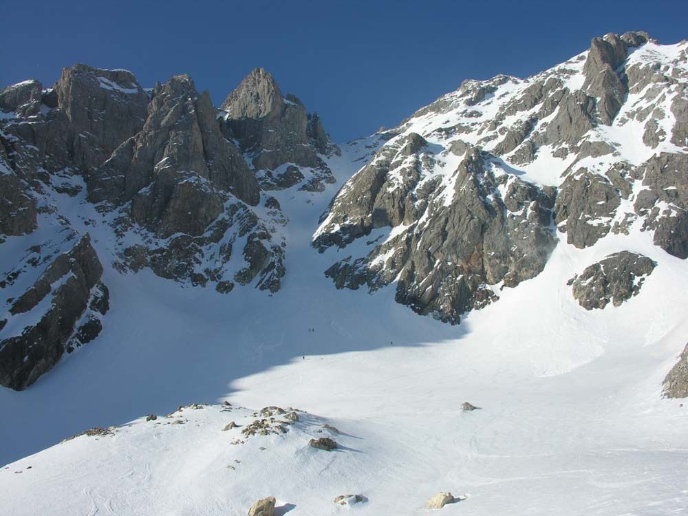 Siete excursionistas fallecidos en dos avalanchas en los Alpes franceses