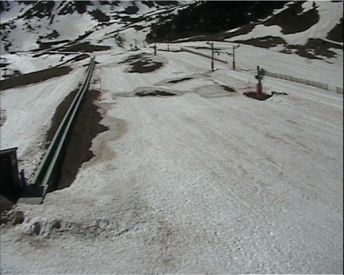 Vallter 2000 finaliza hoy su temporada de esquí por falta de nieve