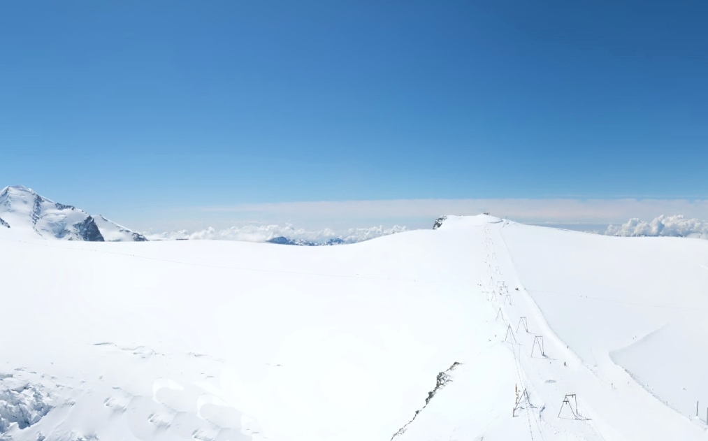Zermatt celebra que es la única estación del mundo que lleva un año de esquí ininterrumpido